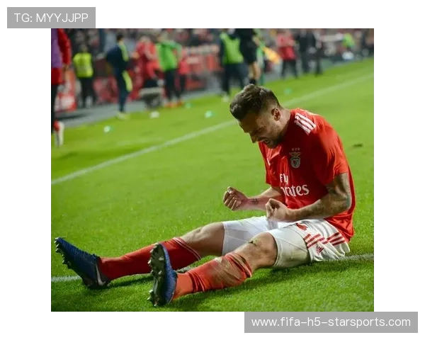 本菲卡边路进攻见效，博卡应对稍慢，本菲卡首发