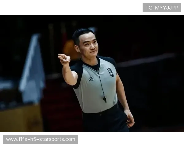 联赛举办裁判公开评分会 促进技术讨论与提升，赛事活动裁判